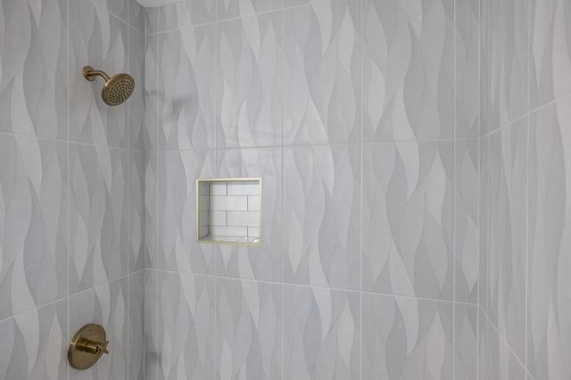 318 Donna Dr, Hendersonville, TN 37075