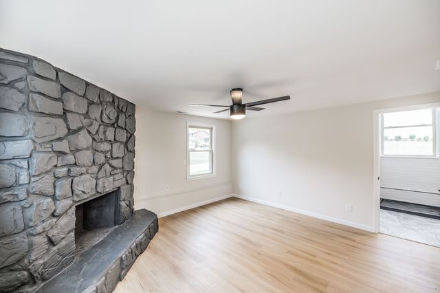 318 Donna Dr, Hendersonville, TN 37075