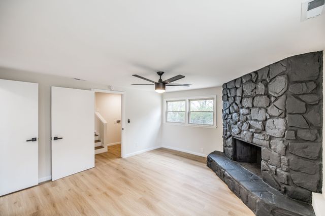 318 Donna Dr, Hendersonville, TN 37075