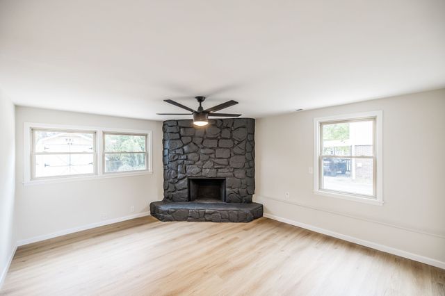 318 Donna Dr, Hendersonville, TN 37075