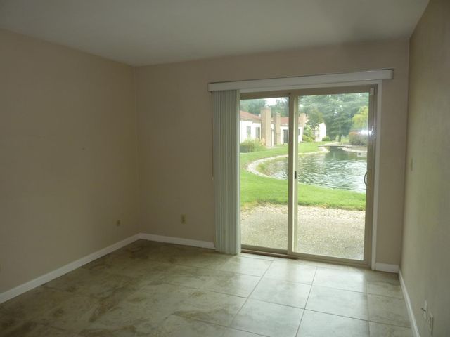 2034 Venetian Dr, Stockton, CA 95207