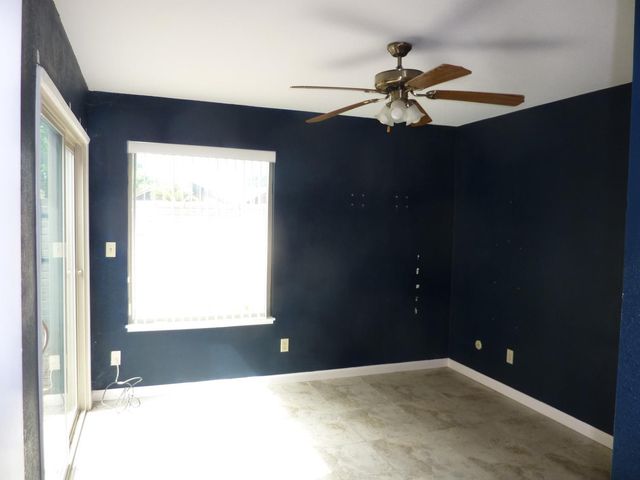 2034 Venetian Dr, Stockton, CA 95207