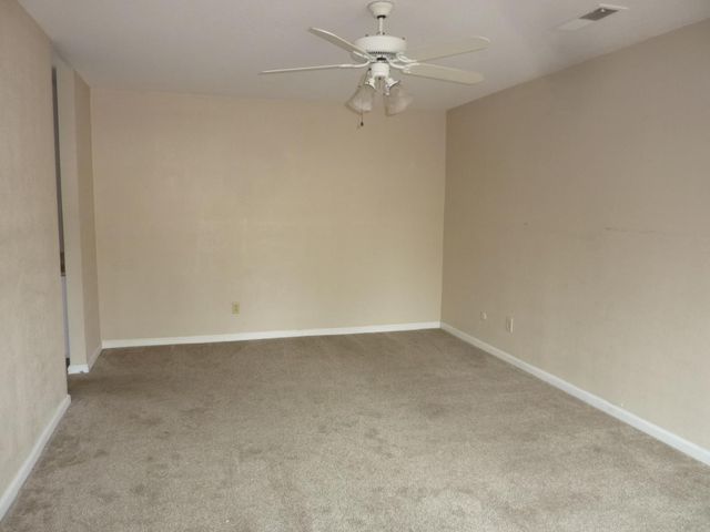 2034 Venetian Dr, Stockton, CA 95207