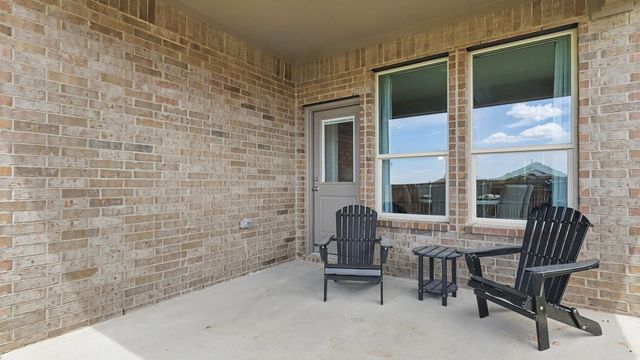 1922 JACKSON Street, Cleburne, TX 76033
