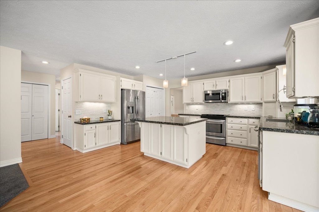 4006 S Sunderland Dr, Spokane Valley, WA 99206 photo 4
