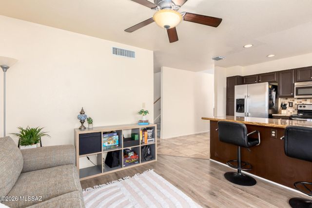 10472 N Fair Mountain Drive, Tucson, AZ 85737