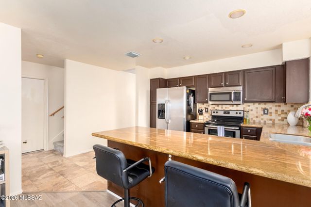 10472 N Fair Mountain Drive, Tucson, AZ 85737
