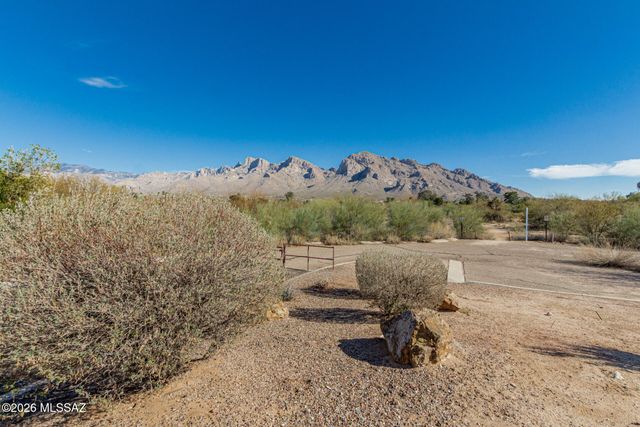 10472 N Fair Mountain Drive, Tucson, AZ 85737