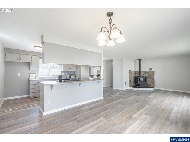 127 SW Poplar Ct, Mcminnville, OR 97128