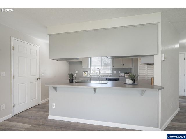 127 SW Poplar Ct, Mcminnville, OR 97128