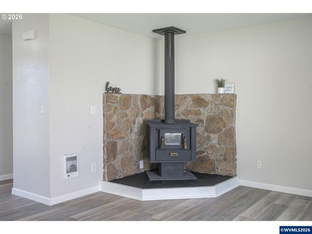 127 SW Poplar Ct, Mcminnville, OR 97128