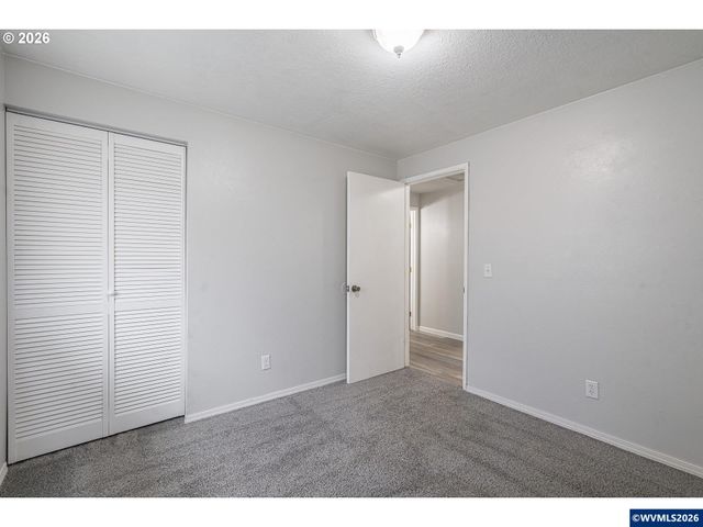 127 SW Poplar Ct, Mcminnville, OR 97128