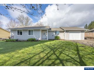 127 SW Poplar Ct, Mcminnville, OR 97128