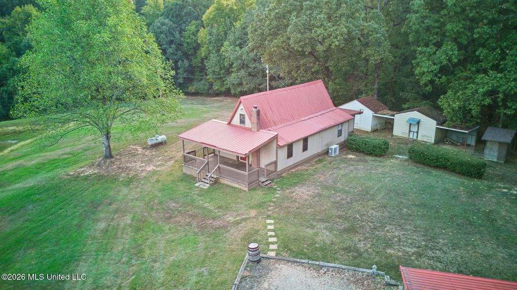 1369 Peavine Road, Coldwater, MS 38618 — exterior