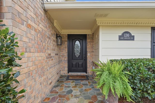 130 Lake Lorraine Circle, Shalimar, FL 32579