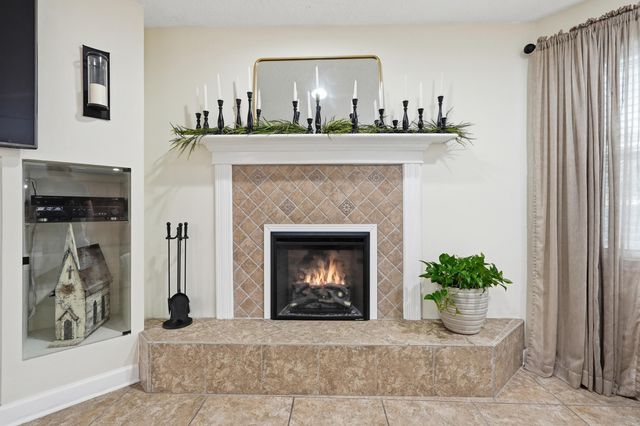 130 Lake Lorraine Circle, Shalimar, FL 32579