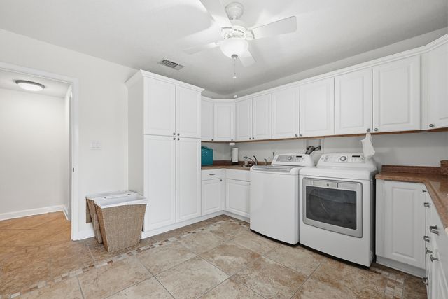 130 Lake Lorraine Circle, Shalimar, FL 32579