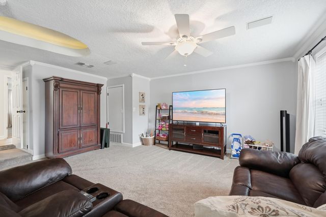 130 Lake Lorraine Circle, Shalimar, FL 32579