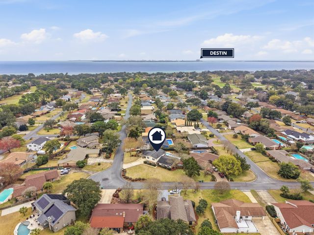 130 Lake Lorraine Circle, Shalimar, FL 32579