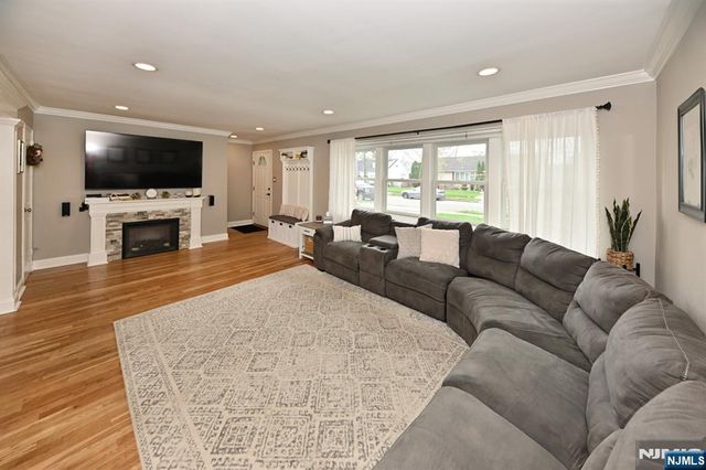 331 Lacey Drive, New Milford, NJ 07646