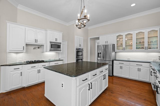 122 W Carruth Lane, Double Oak, TX 75077