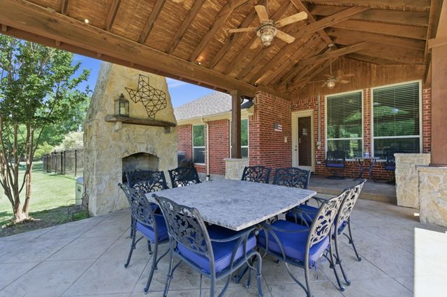 122 W Carruth Lane, Double Oak, TX 75077