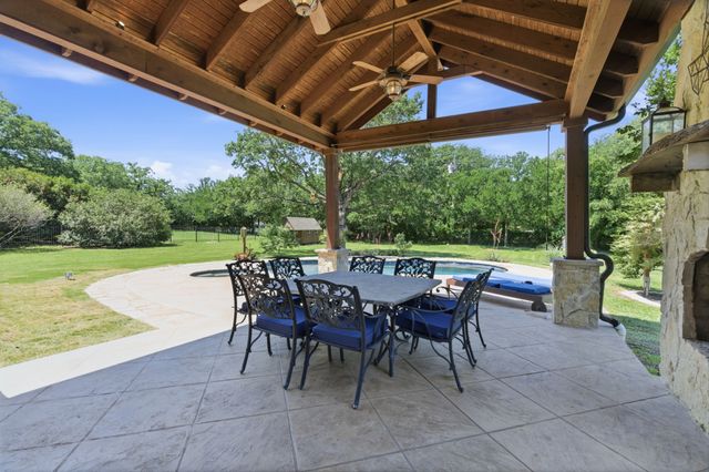 122 W Carruth Lane, Double Oak, TX 75077