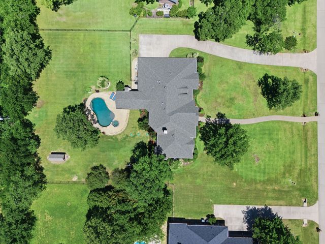 122 W Carruth Lane, Double Oak, TX 75077