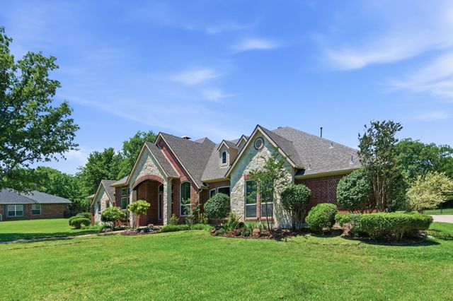 122 W Carruth Lane, Double Oak, TX 75077