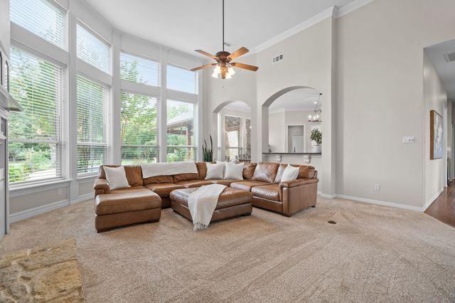 122 W Carruth Lane, Double Oak, TX 75077