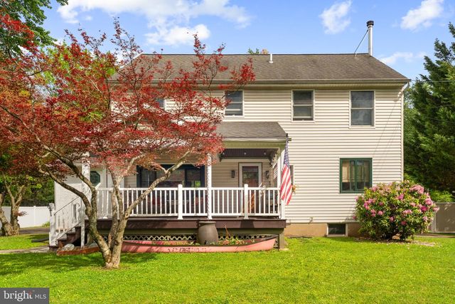 5 MAPLE ST, North Wales, PA 19454