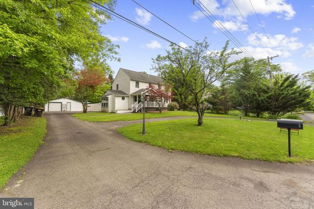 5 MAPLE ST, North Wales, PA 19454