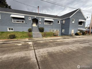 704 12th Street #9, Bremerton, WA 98337