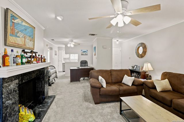 4212 Medical Dr Unit 1004, San Antonio, TX 78229