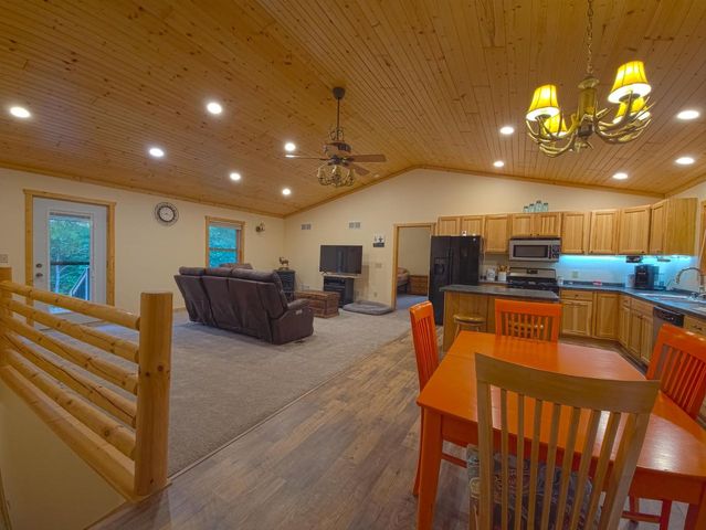 N7886 Highway 80, New Lisbon, WI 53950