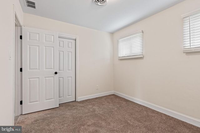 66 CHESTERFIELD DR, New Castle, DE 19720