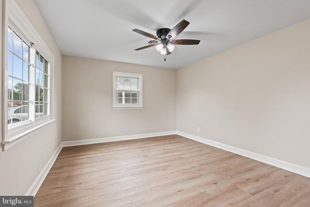 66 CHESTERFIELD DR, New Castle, DE 19720
