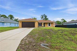 919 Winters ST E, Lehigh Acres, FL 33974