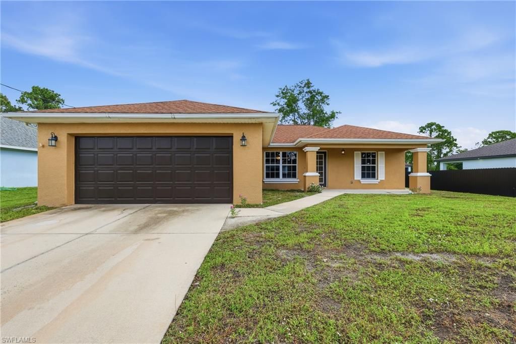 919 Winters ST E, LEHIGH ACRES, FL 33974 — photo 2