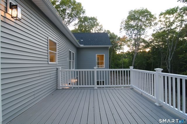 39 Ratlum Mountain Road, Barkhamsted, CT 06063