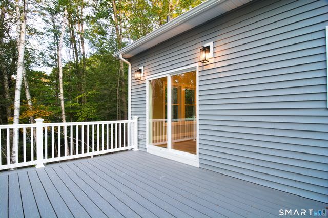 39 Ratlum Mountain Road, Barkhamsted, CT 06063