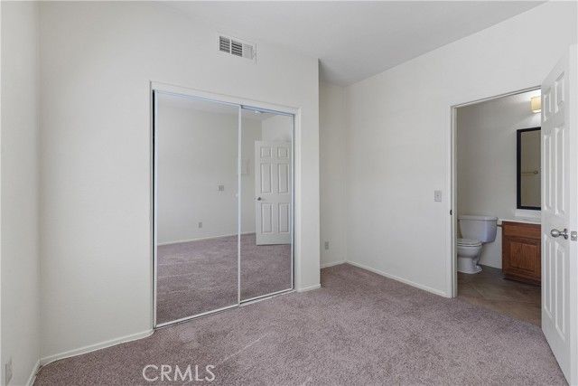 93 Kansas 202, Redlands, CA 92373