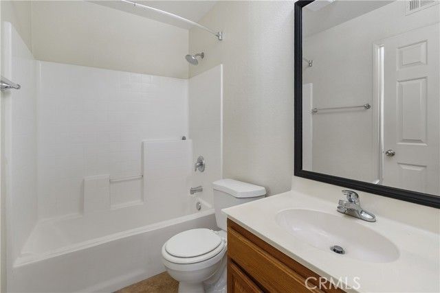 93 Kansas 202, Redlands, CA 92373