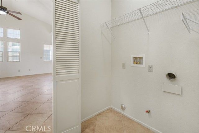 93 Kansas 202, Redlands, CA 92373