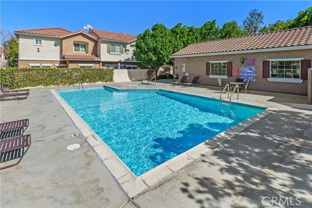 93 Kansas 202, Redlands, CA 92373