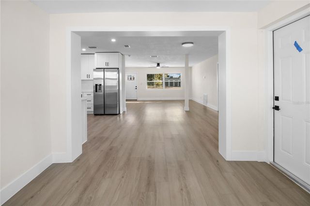 8537 74TH AVENUE N, Seminole, FL 33777