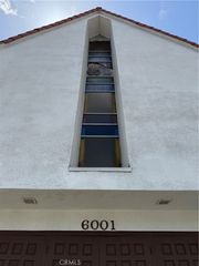 6001 S Hoover Street, Los Angeles, CA 90044