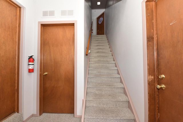 N96W20275 County Line ROAD, Menomonee Falls, WI 53051