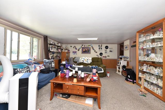N96W20275 County Line ROAD, Menomonee Falls, WI 53051