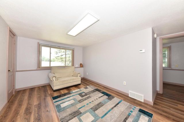 N96W20275 County Line ROAD, Menomonee Falls, WI 53051